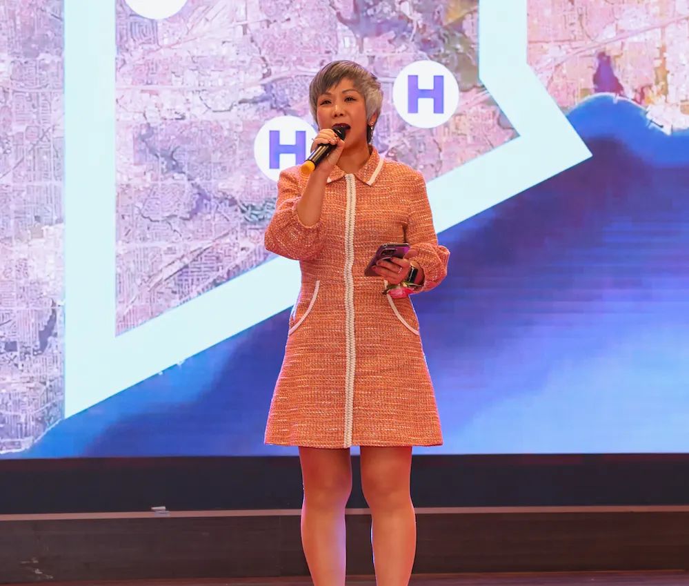 星星相识:加拿大广州同学会庆祝成立六周年 恒泰集团总裁Sandy Zheng小姐也是SHN基金会董事
