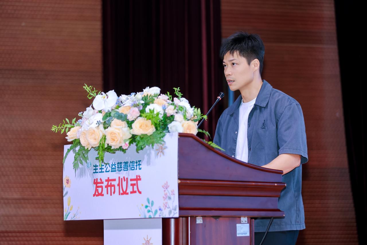 暨南大学体育学院院长苏炳添致辞.jpg 暨南大学体育学院院长苏炳添致辞.jpg
