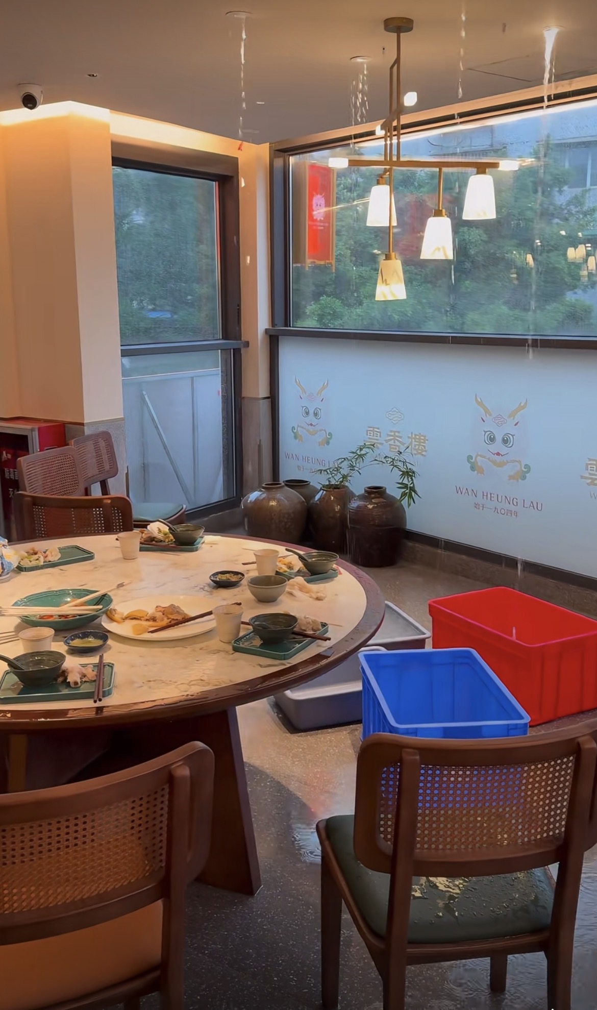 云香楼重开:排队两个钟,只吃到情怀?