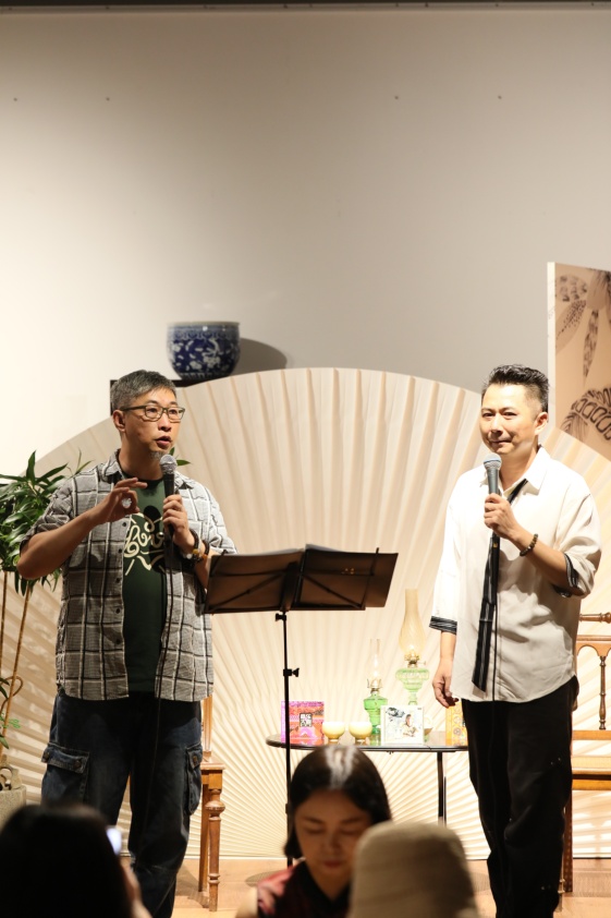 陈辉权与梁天山对话