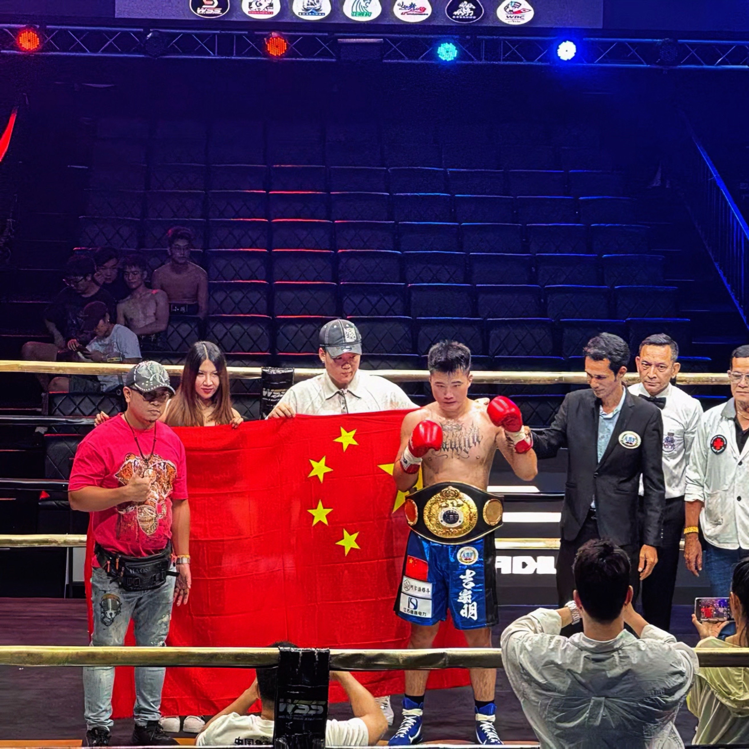 吉家明三回合KO泰国拳王,夺得ABF亚洲金腰带,创多项纪录