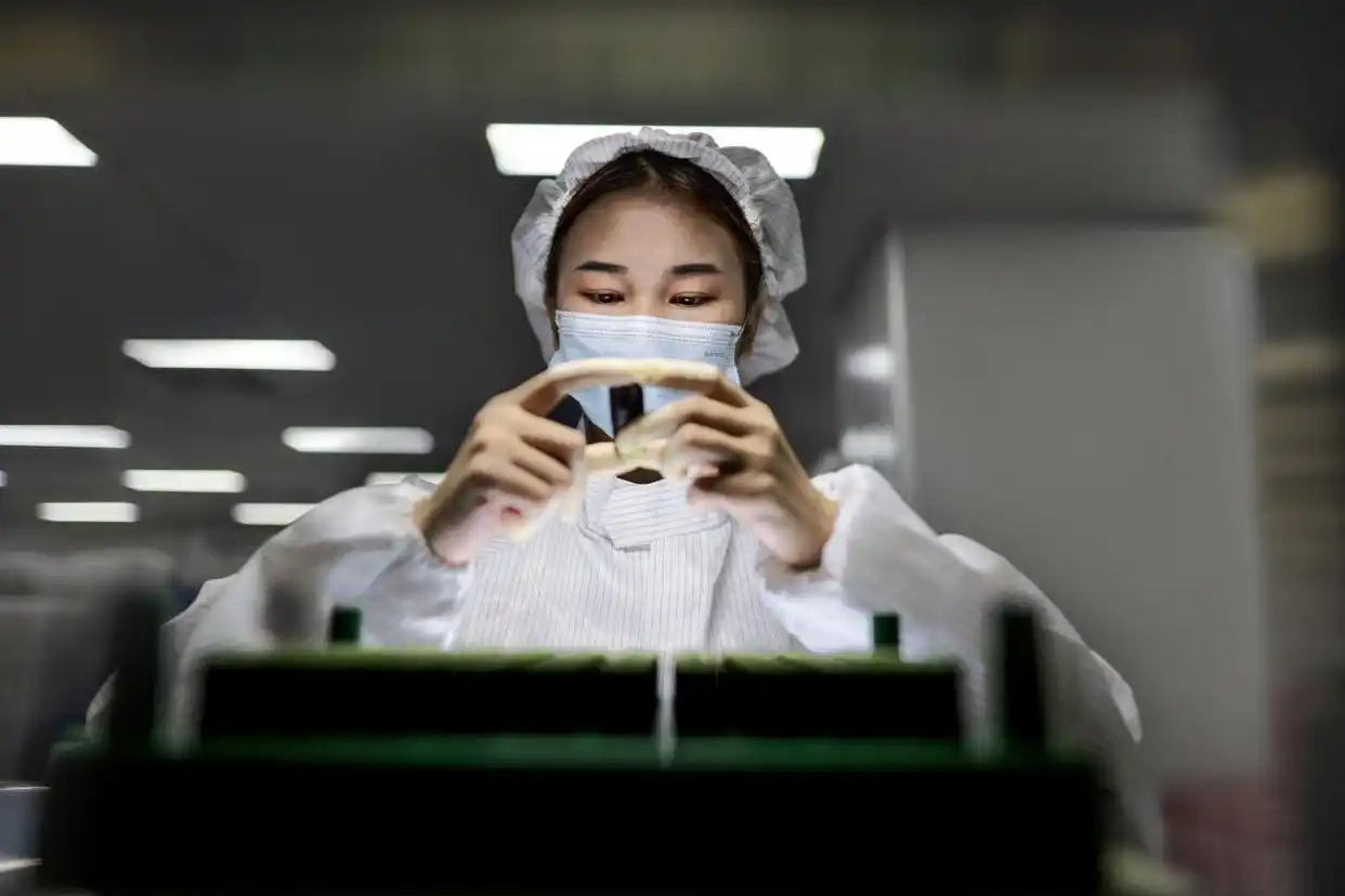 悦刻穿越周期，成立8年重回增长的3个引擎