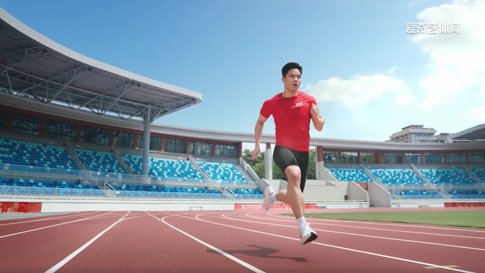 "致敬传奇苏炳添：从赛场到人生，一场永不止步的奔跑<br