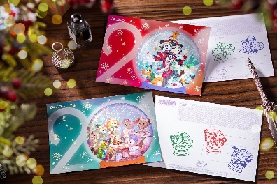 A group of postcards on a table

Description automatically generated