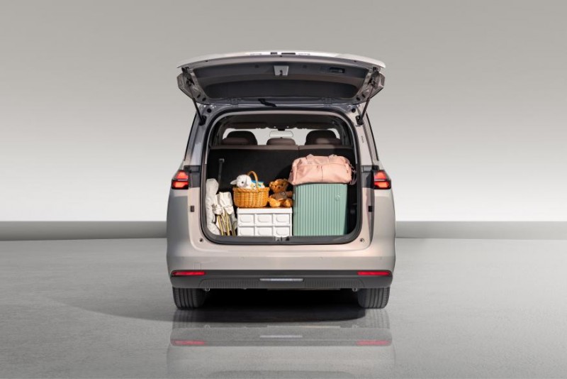 星光730真7座大空间与品质内饰首度公开