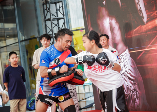泰拳路演青岛顺利收官，天丝集团红牛品牌赋能中泰建交50周年