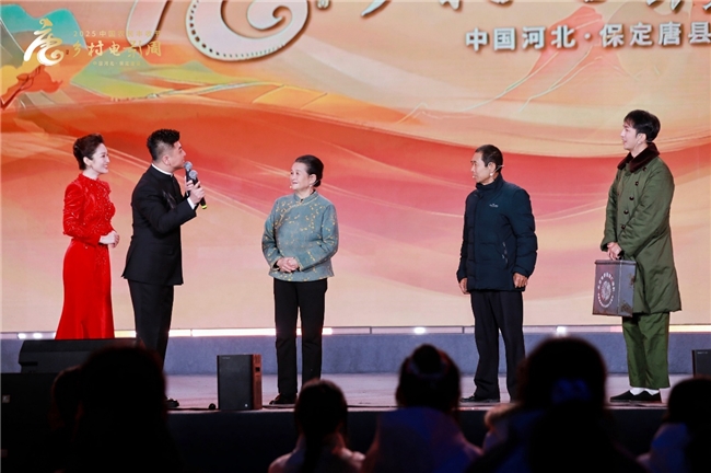 光影织就丰收梦！“2025中国农民丰收节·乡村电影周”走进河北唐县