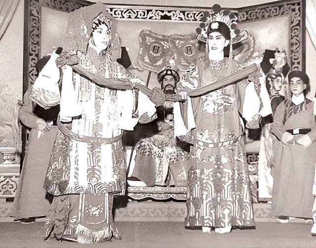 《帝女花》为何由粤剧经典变成抖音神曲?