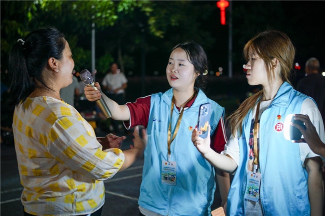 普音润心融乡土，话语传情聚南龙