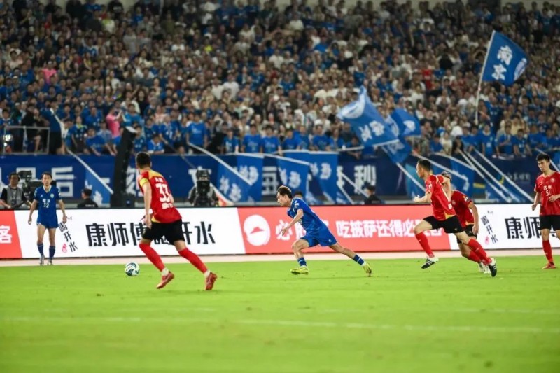 从淘宝闪购到天猫优品，阿里为什么赞助苏超近一半球队？