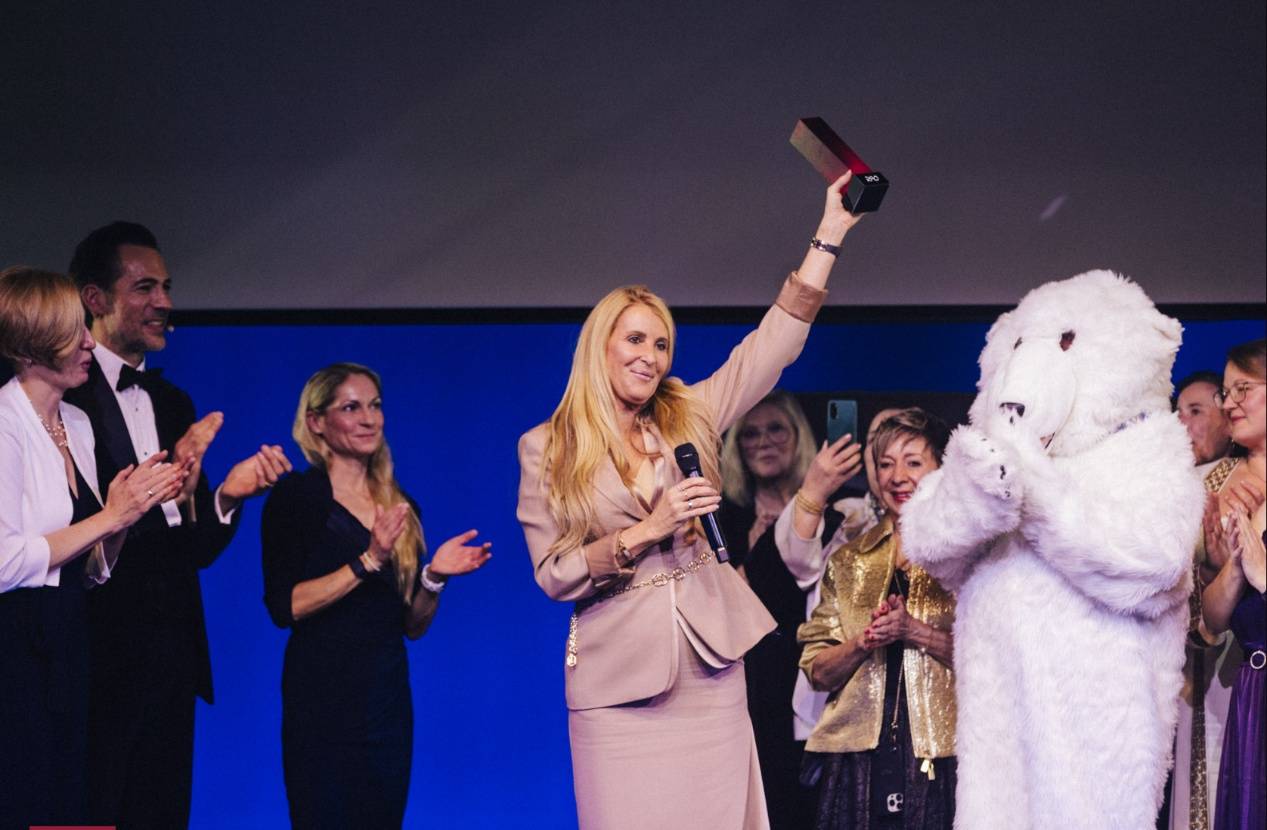 inne再度受邀亮相德国药房晚会，为“最友好儿童药房”颁奖，彰显专业影响力