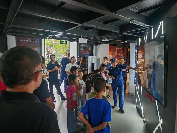 翠亨新区(南朗街道)聚焦 “五类人群”助推安全生产月消防宣传提质增效