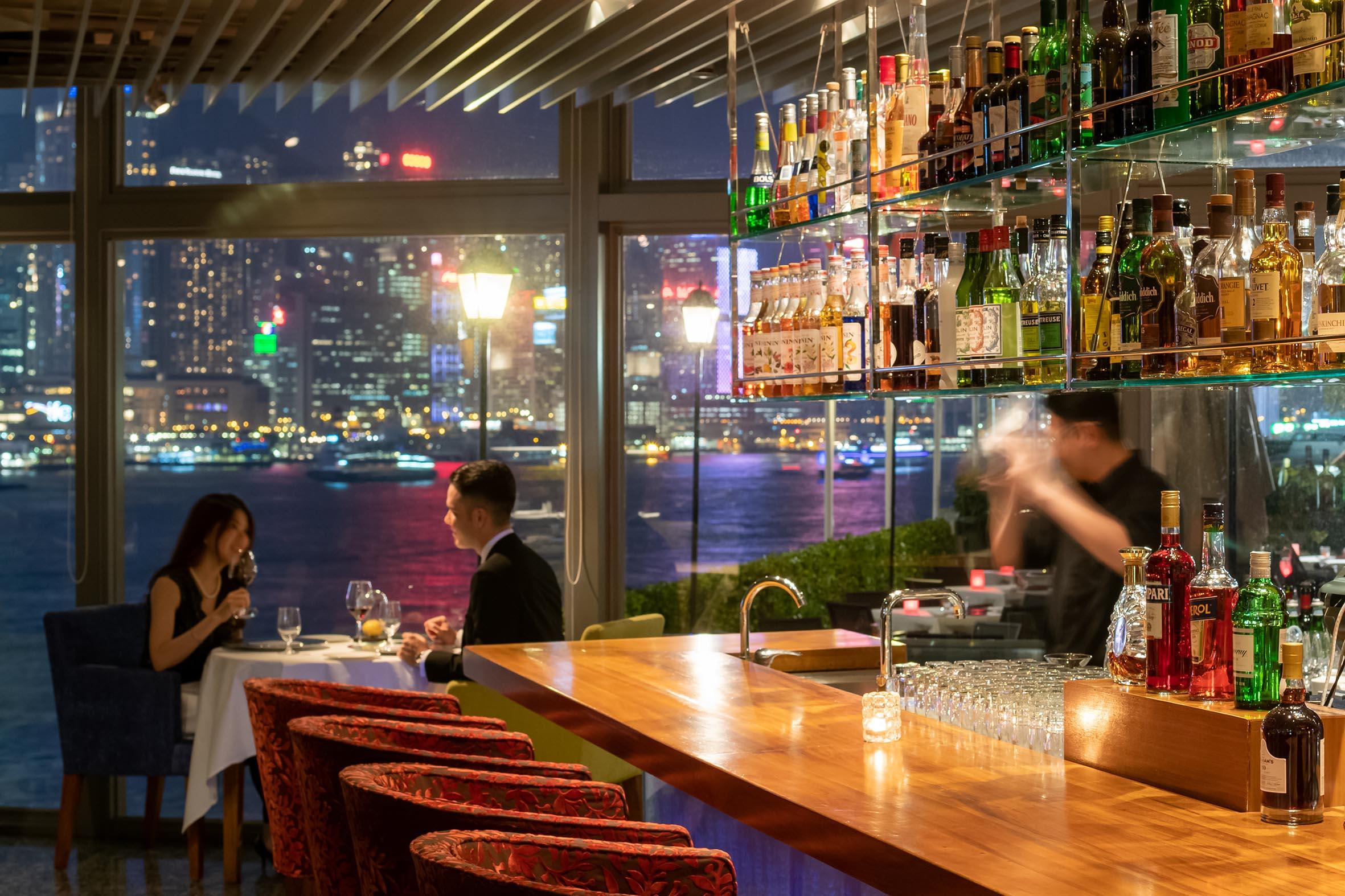 探索现代艺术和历史文化：香港旅游的另一种打开方式