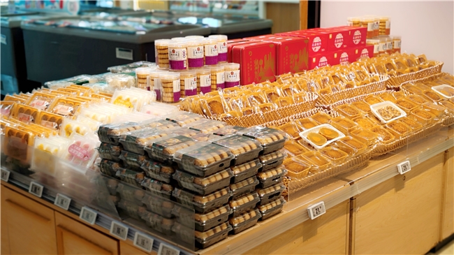 十八载街坊情焕新延续,华润万家客村店重装启幕