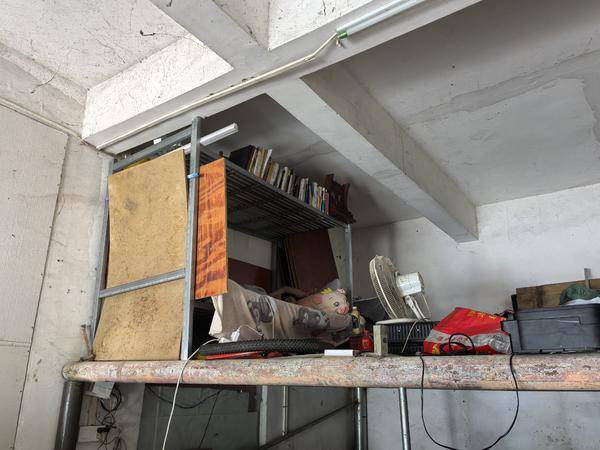 中山南朗一废品收购站违规住人，被立案处理