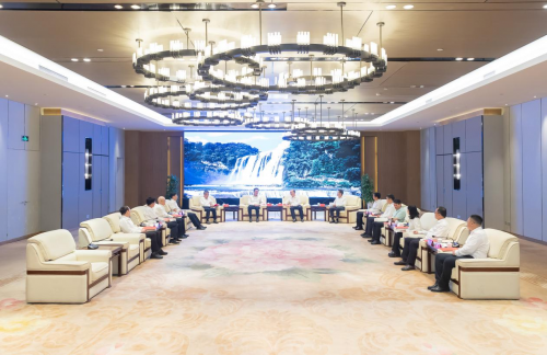 广州市党政代表团到安顺市开展东西部协作考察并会见交流