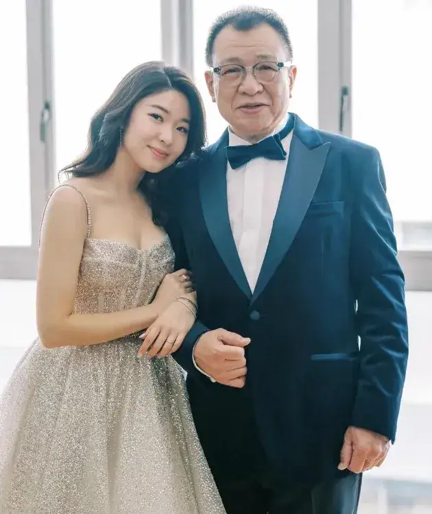 香港资深演员许绍雄因癌离世,终年76岁