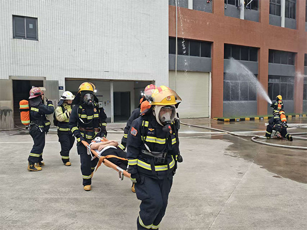 中山南朗消防深入辖区重点单位开展消防实战演练