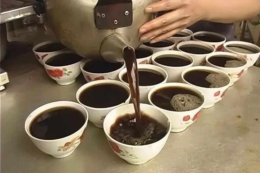 广东凉茶究竟是饮品还是药品？