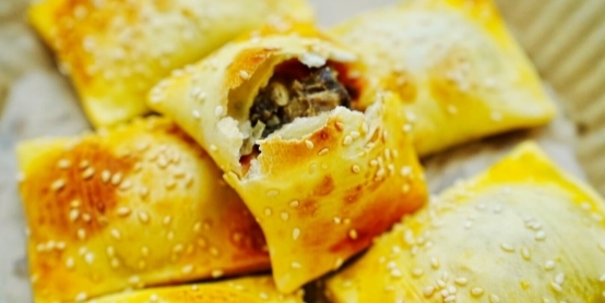 京东七鲜“寻味天下”焕新传统地域美食,便捷疆味30分钟轻松享