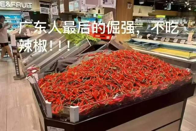 广东人等个台风等出了过年的感觉