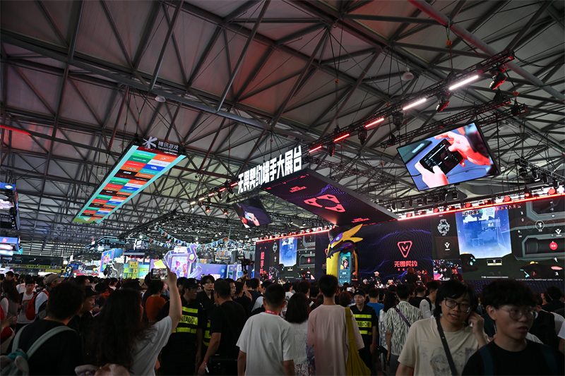 媒体2025 ChinaJoy探馆:金山世游携手《鹅鸭杀》登录