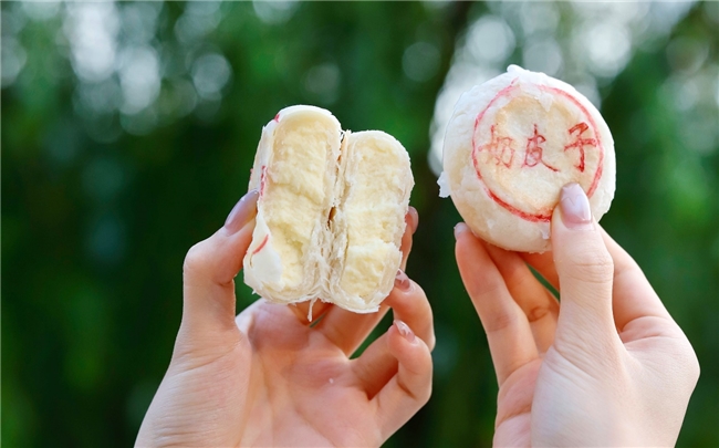 上市月余稳居烘焙销冠,京东七鲜奶皮子月饼掀起中秋味蕾革新