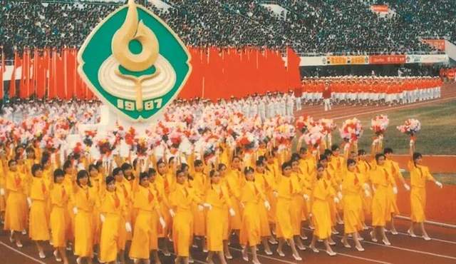 十五运热闹，六运小区闹心：广州网红社区的商住冲突