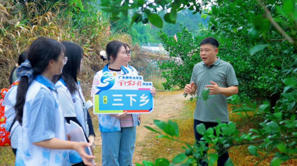广财学子踏访德庆:探非遗、寻文脉、送法下乡调研行