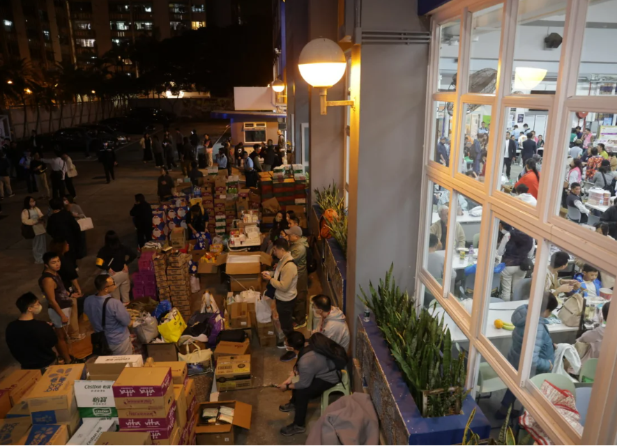 香港宏福苑大火：天灾、人祸与积弊的城市病