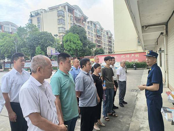撑起“安全伞”,中山南朗消防组织“讲师团”深入重点单位提供消防培训服务