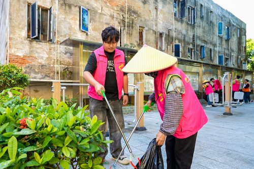 党建引领分类行，担杆镇点亮生态新坐标